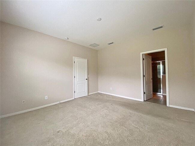 Building Photo - 7404 Surrey Wood Ln