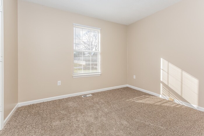 Building Photo - 13092 Copperfield Ln