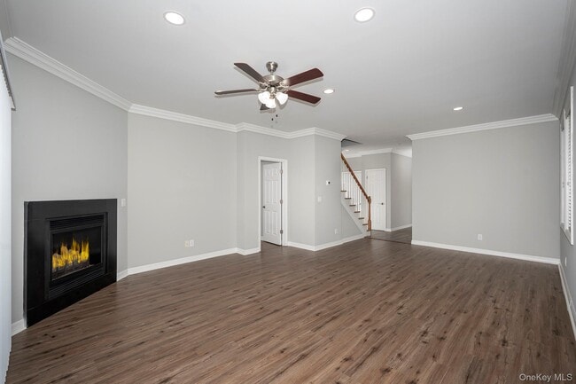 Building Photo - 37 Oakridge Cir