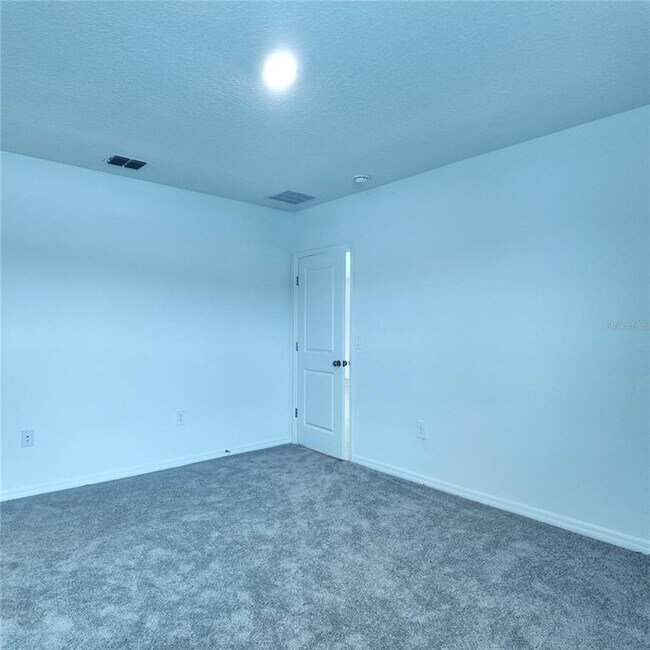 Building Photo - 4752 Cloister St
