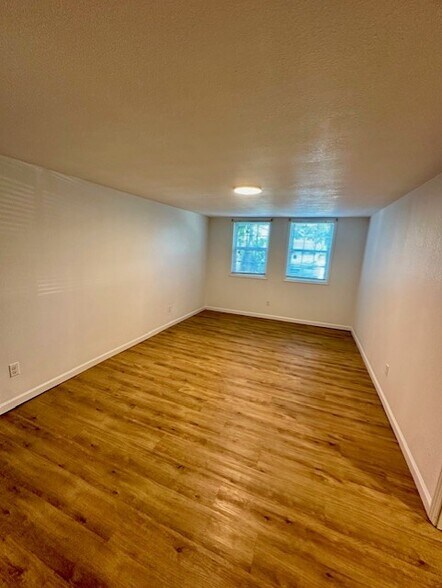 Bedroom 1 - 509 E Stevens St
