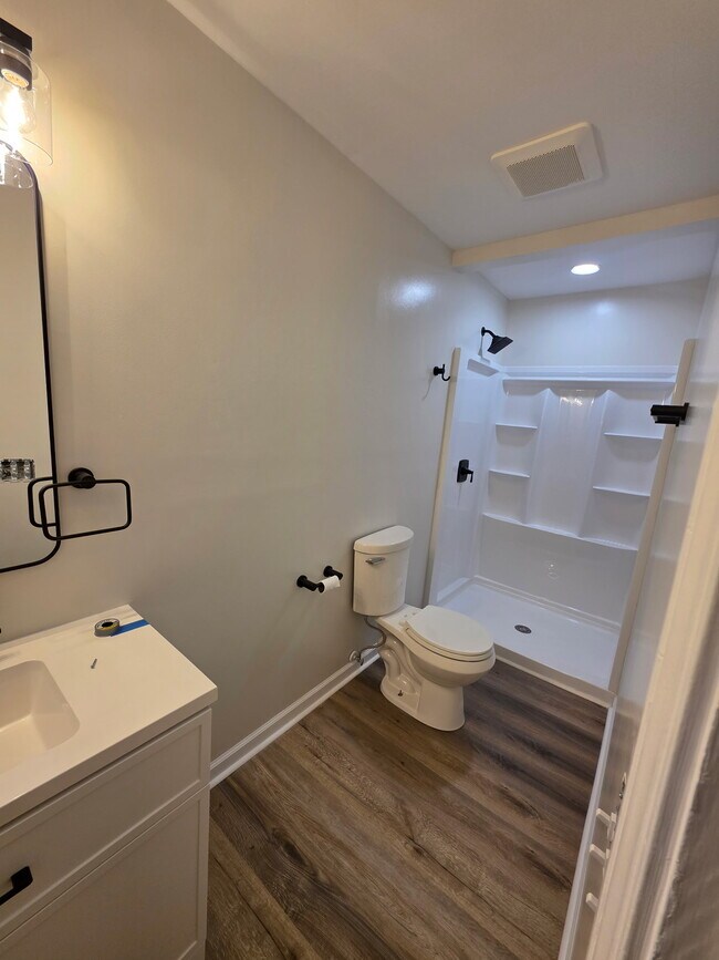 Building Photo - 2942 Larkspur Rd