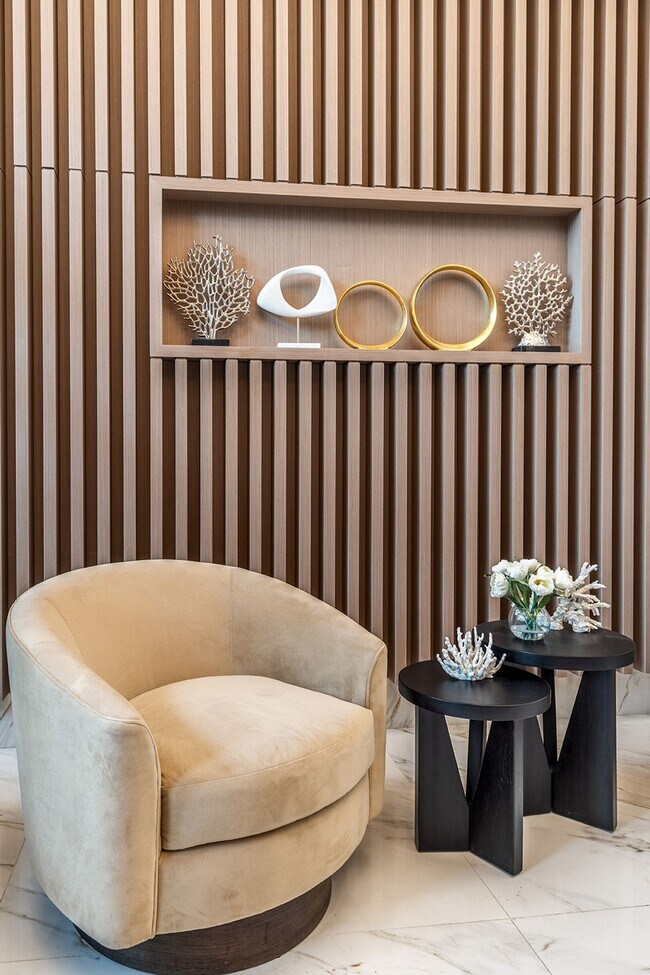 Building Photo - The Bay