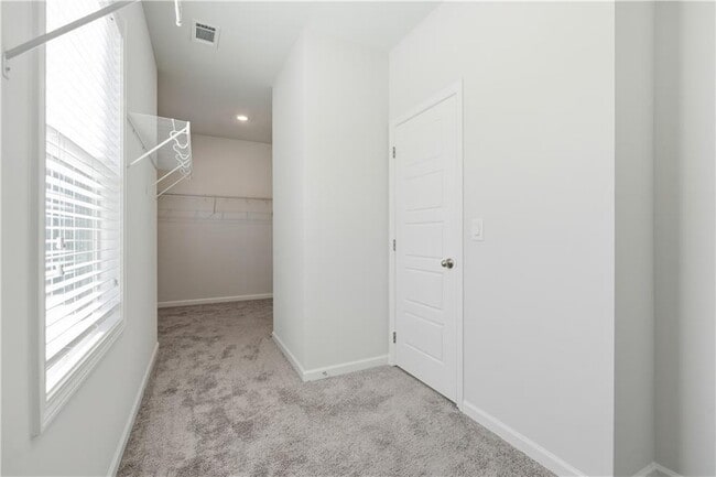 Building Photo - 1752 Dover Creek Ln