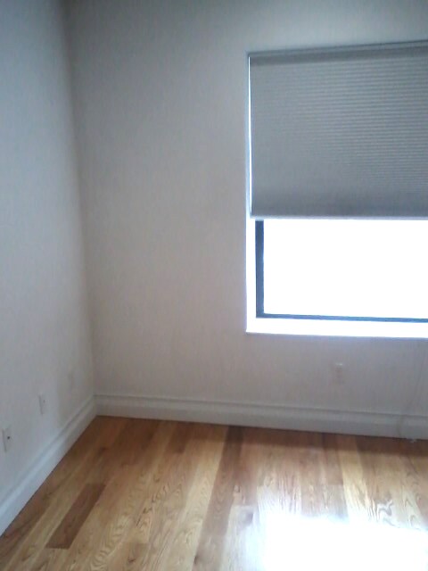 Building Photo - 64 Louis Prang St