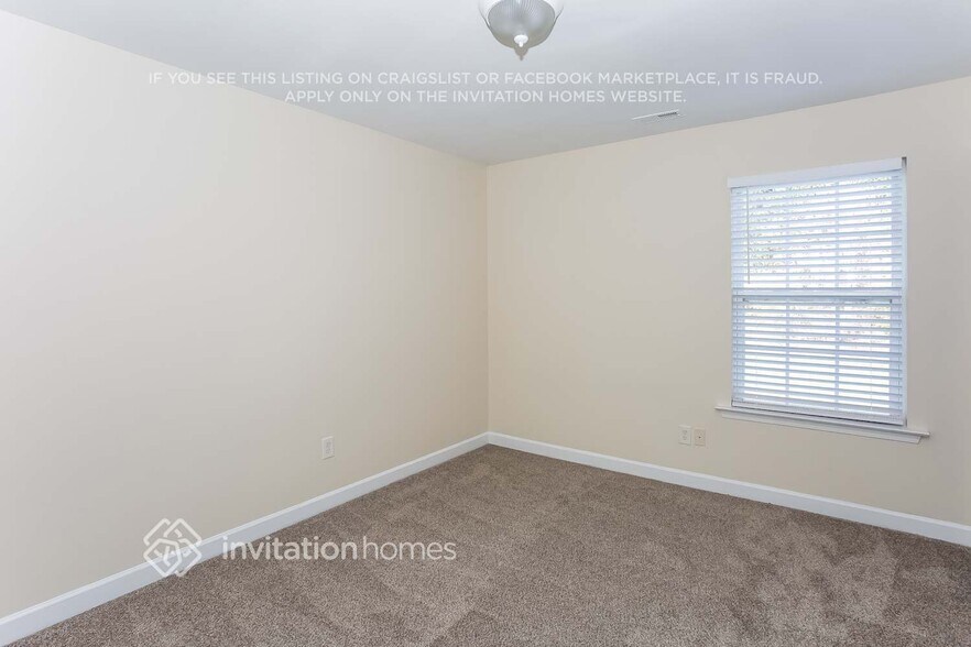 Building Photo - 4815 St Simons Terrace