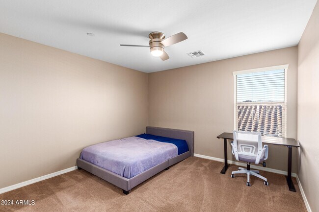 Building Photo - 14549 S 178th Dr