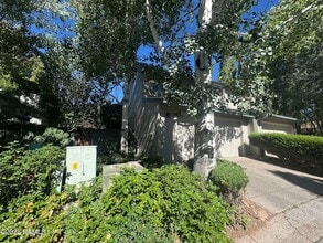Building Photo - 4170 E Spring Meadows Cir