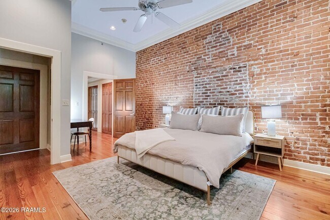 Building Photo - 500 Jefferson St