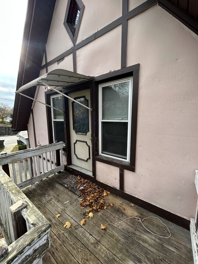 Building Photo - 126 Boswell Ave