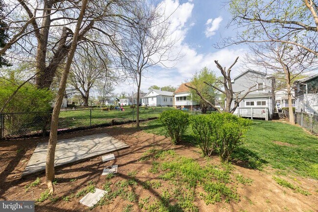 Building Photo - 31 W Southwerk St