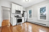 Building Photo - 97 Horace St