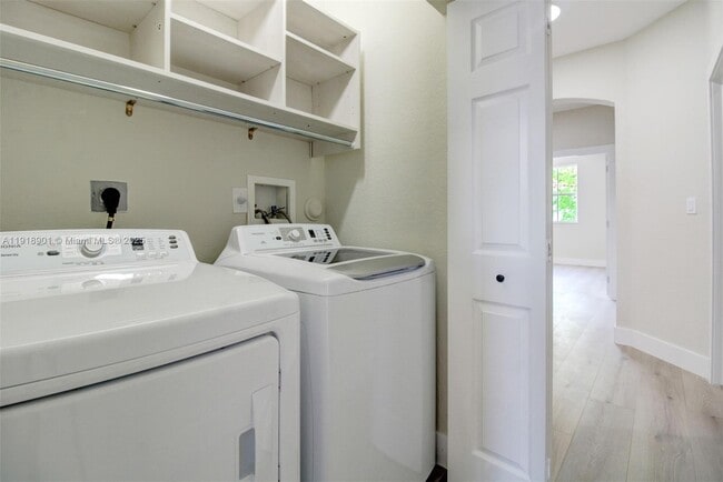 Building Photo - 8144 NW 107th Path