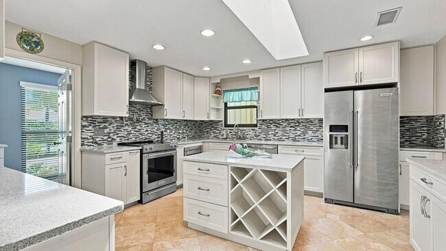 Building Photo - 1 Wycliff Rd