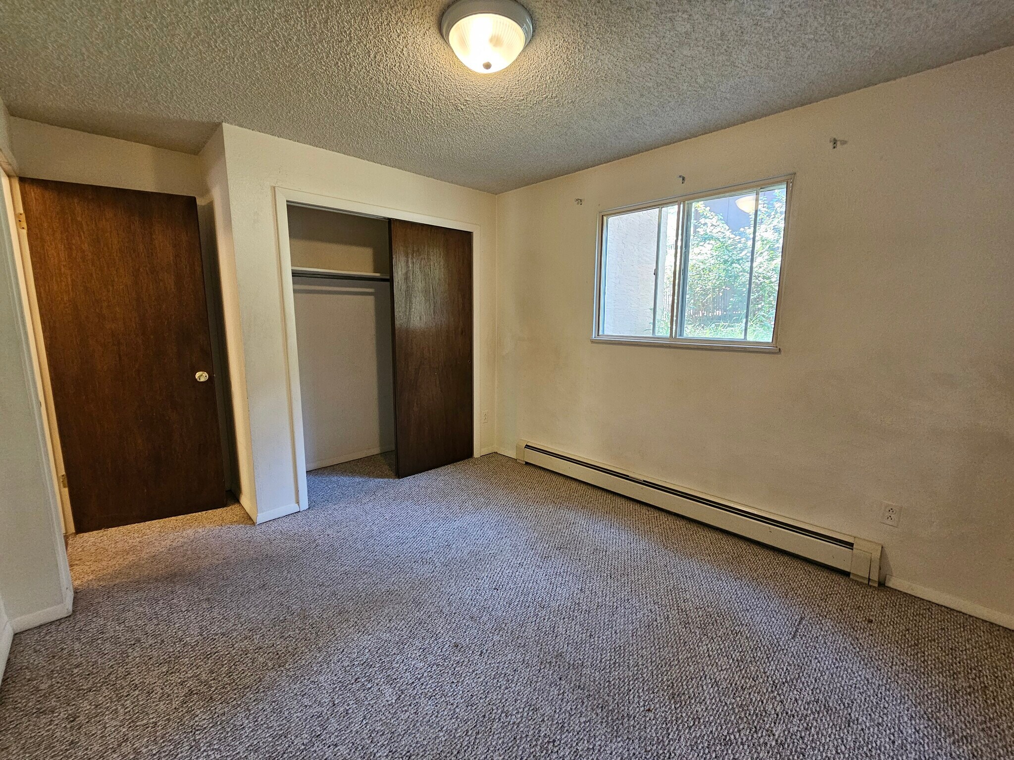 Building Photo - 10215 Ute Pass Ave