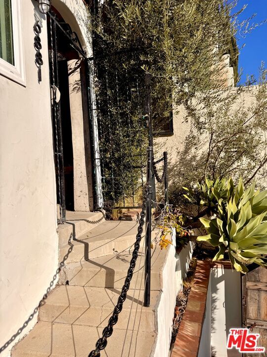 Building Photo - 6881 Yeager Pl