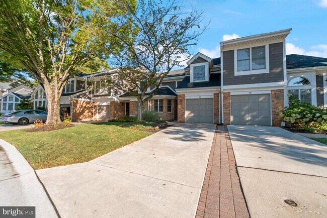 Building Photo - 12 River Oaks Cir