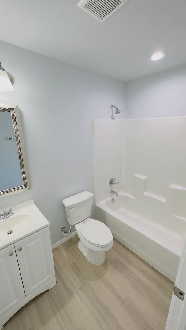 Building Photo - NOW PRELEASING: 3 bed/ 2 bath in Odessa!