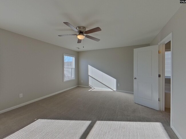 Building Photo - 309 Finch Ln