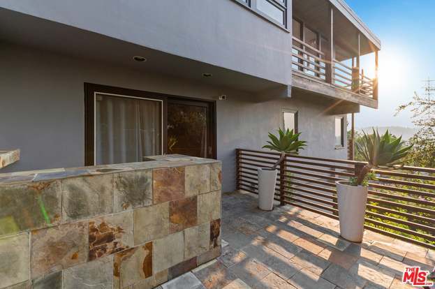 Building Photo - 3288 Wrightwood Dr