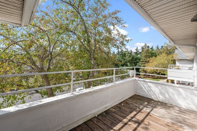 Building Photo - 14826 W Hidden Creek Ct