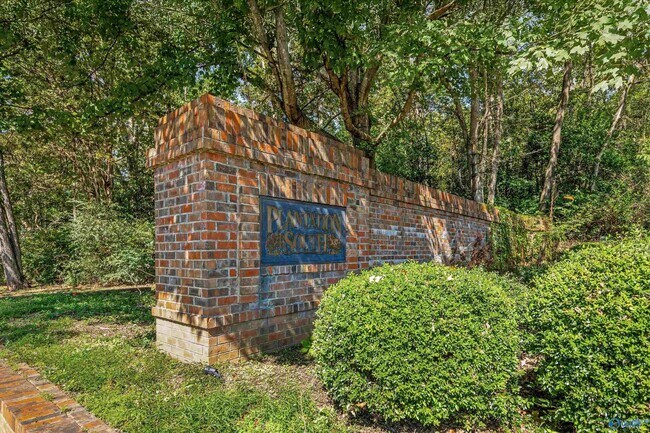 Building Photo - 2134 Greenwood Pl SW