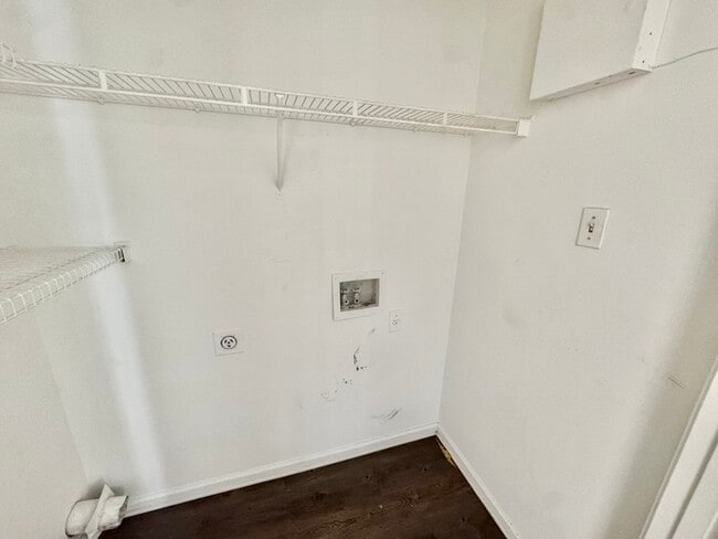 Building Photo - 4386 Elysian Dr