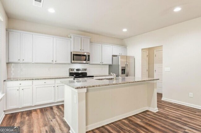 Building Photo - 143 Hunts Ml Cir