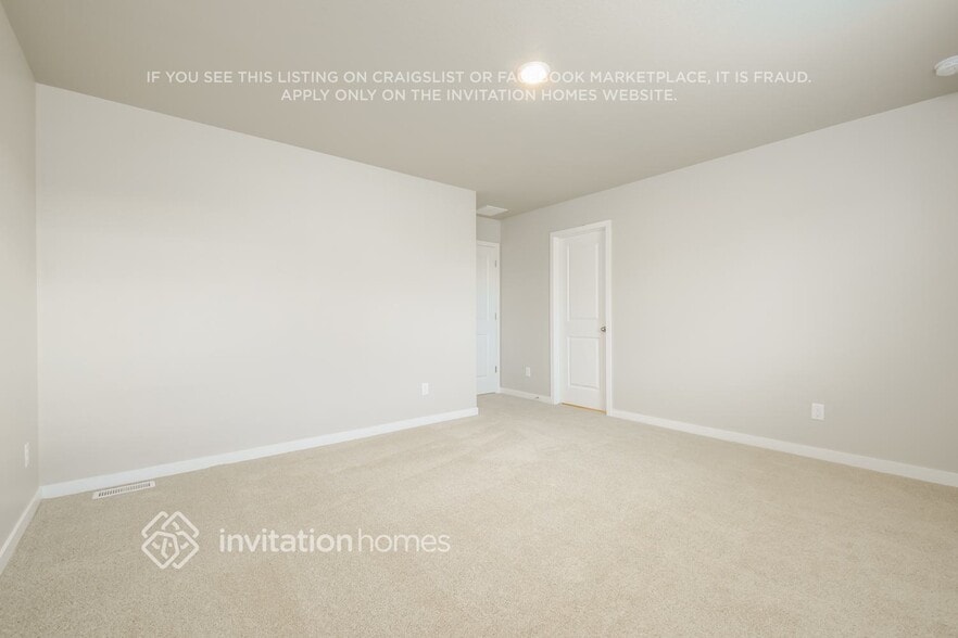 Building Photo - 7203 Dolores Ave