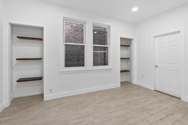 Building Photo - 45 66th St