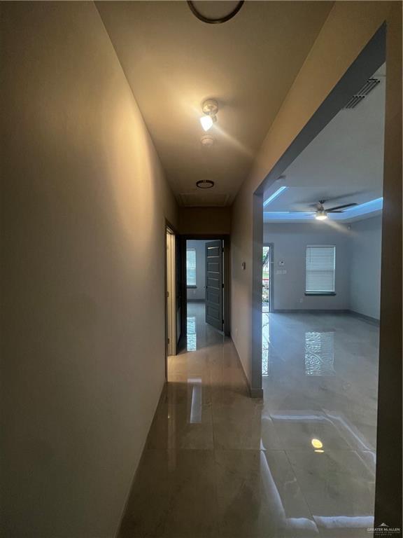 Building Photo - 18 Jackson N Rd