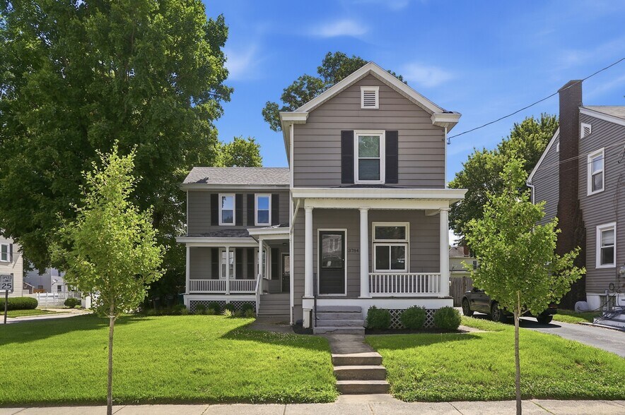 Building Photo - 3784 Isabella Ave