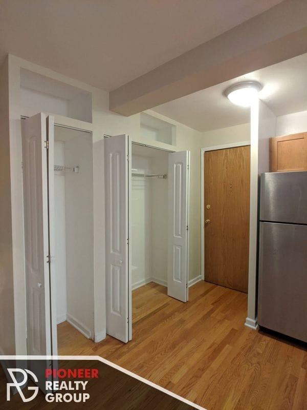 Building Photo - 4180 N Marine Dr