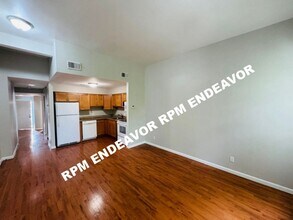 Building Photo - 1420 Menard St