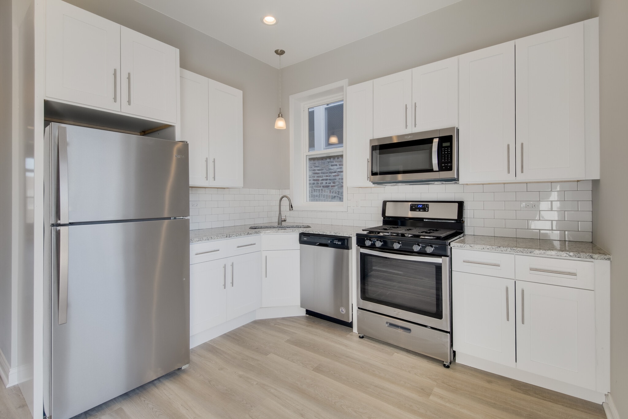 Building Photo - 1536 N Talman Ave