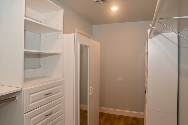 Building Photo - 5254 N Braeswood Blvd