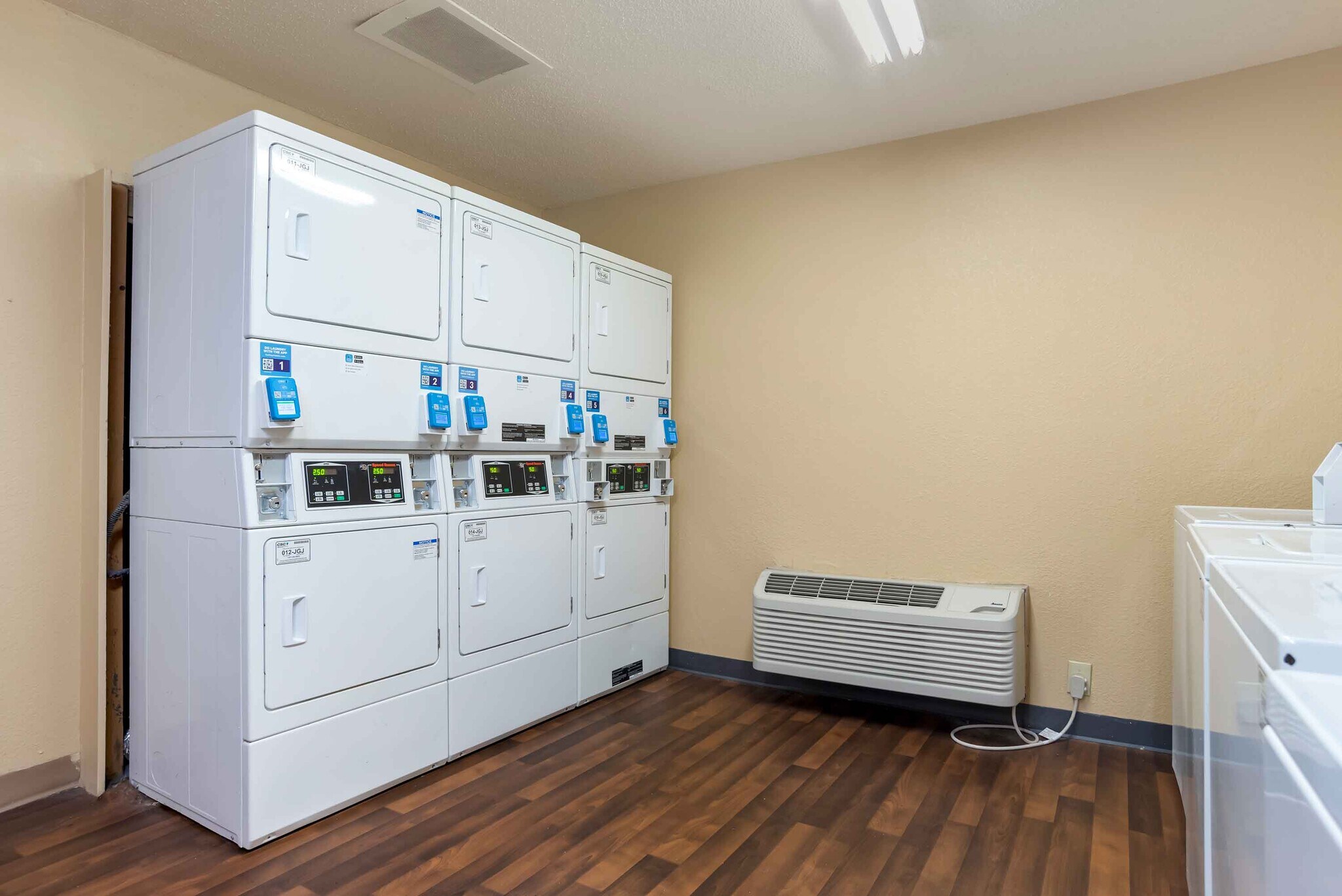Building Photo - Furnished Studio-New Orleans - Metairie
