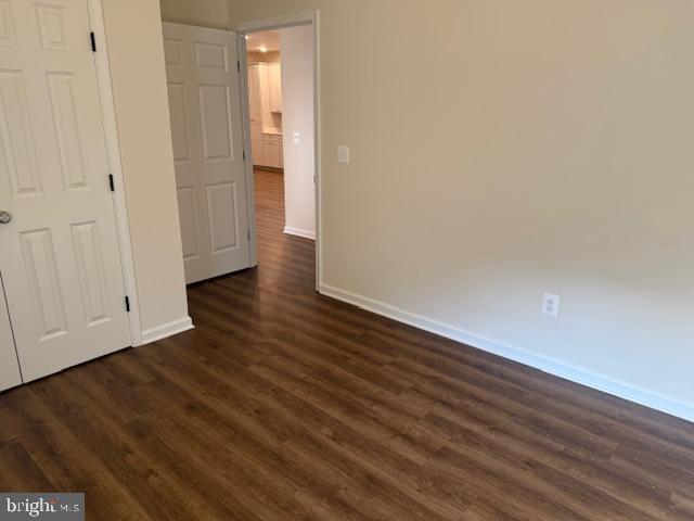 Building Photo - 1370 Elm St