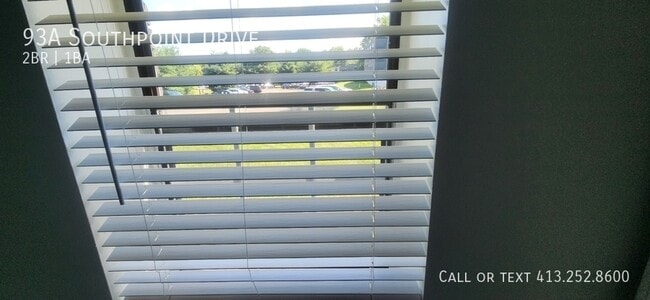 Building Photo - 93 Southpoint Dr