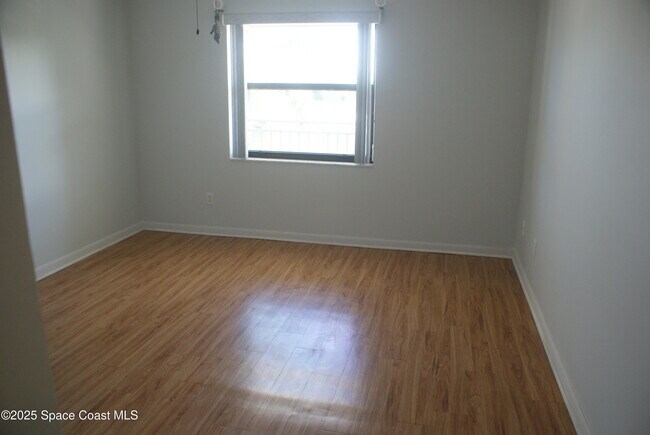 Building Photo - 3165 N Atlantic Ave