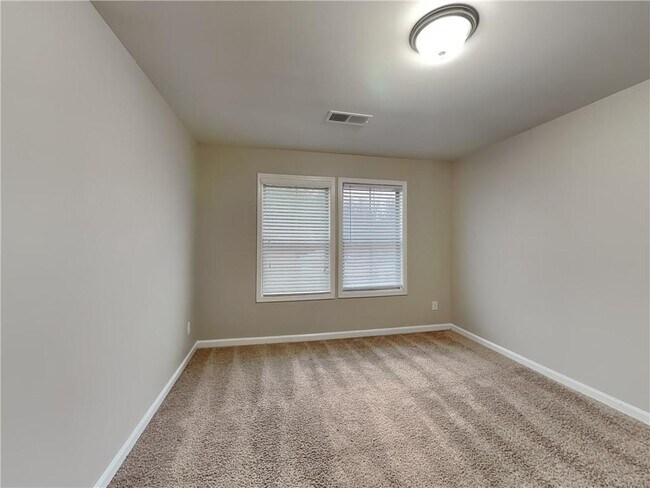 Building Photo - 409 Trickum Hill Dr