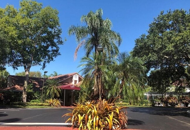 Building Photo - 10111 W Sunrise Blvd