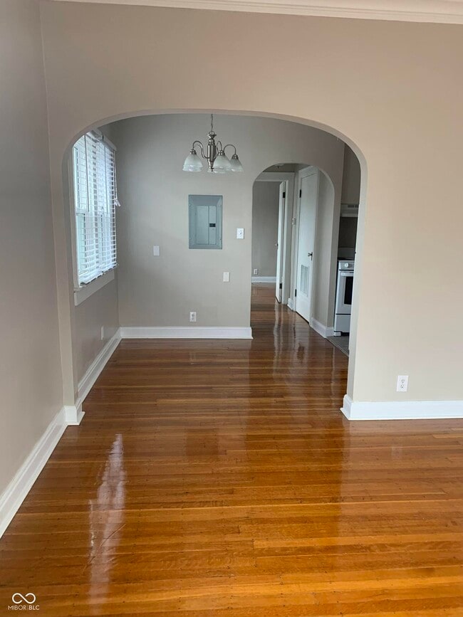 Building Photo - 2124 Broadway St