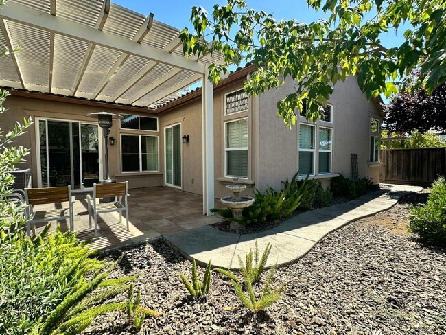 Building Photo - 2775 Garrett Pl