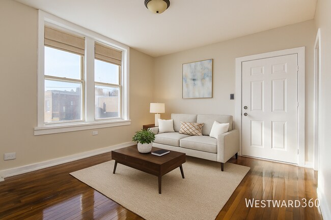 Primary Photo - 1141 S Francisco Ave