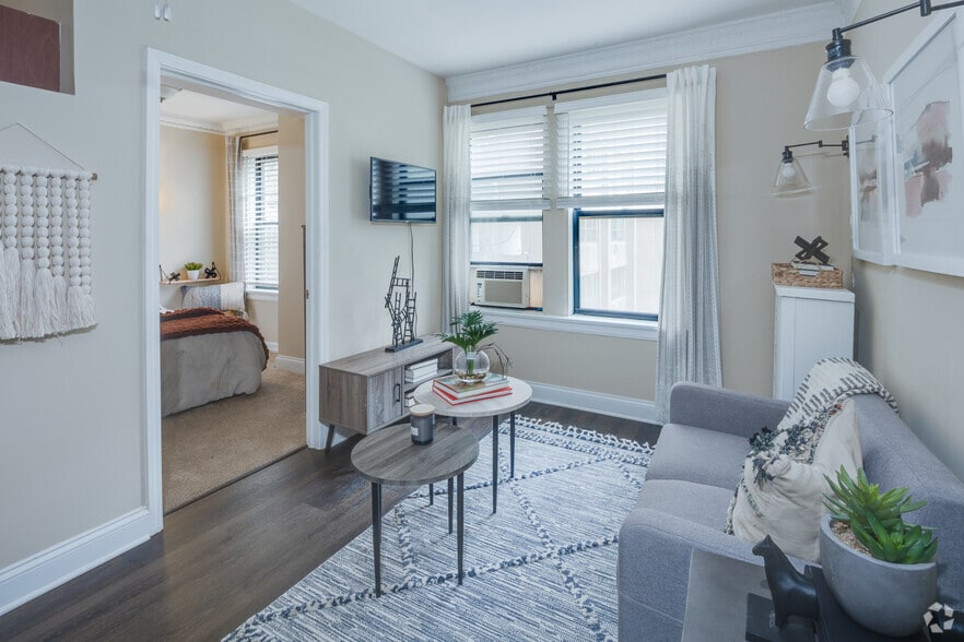 Primary Photo - The Flamingo Apartments