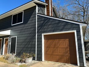 Building Photo - 3704CH