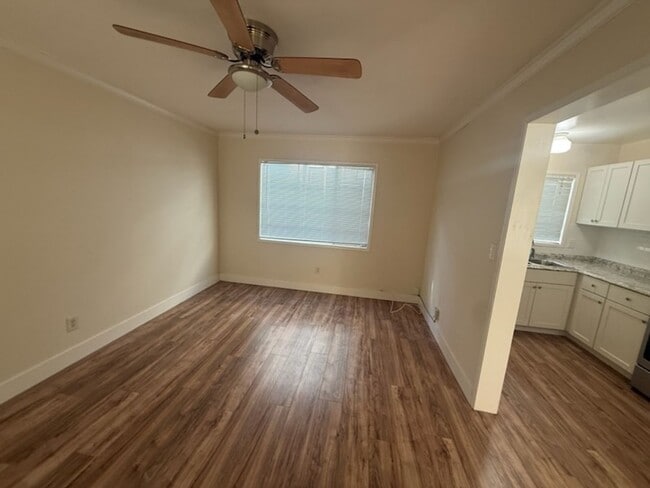 Building Photo - 3024 Third Ave