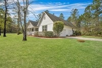 Building Photo - 11 Serenity Ct