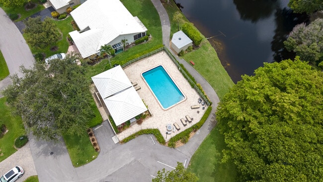 Building Photo - 5557 N Cameo Dr